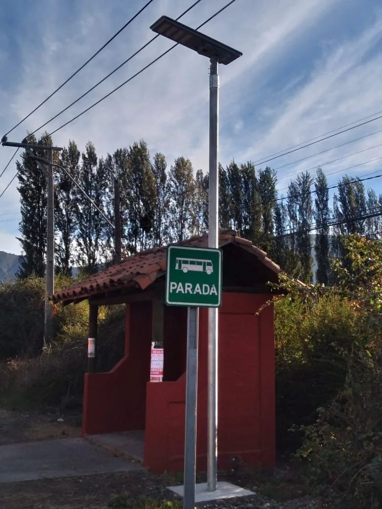 Solar luminaires on the Curicó route, Chile