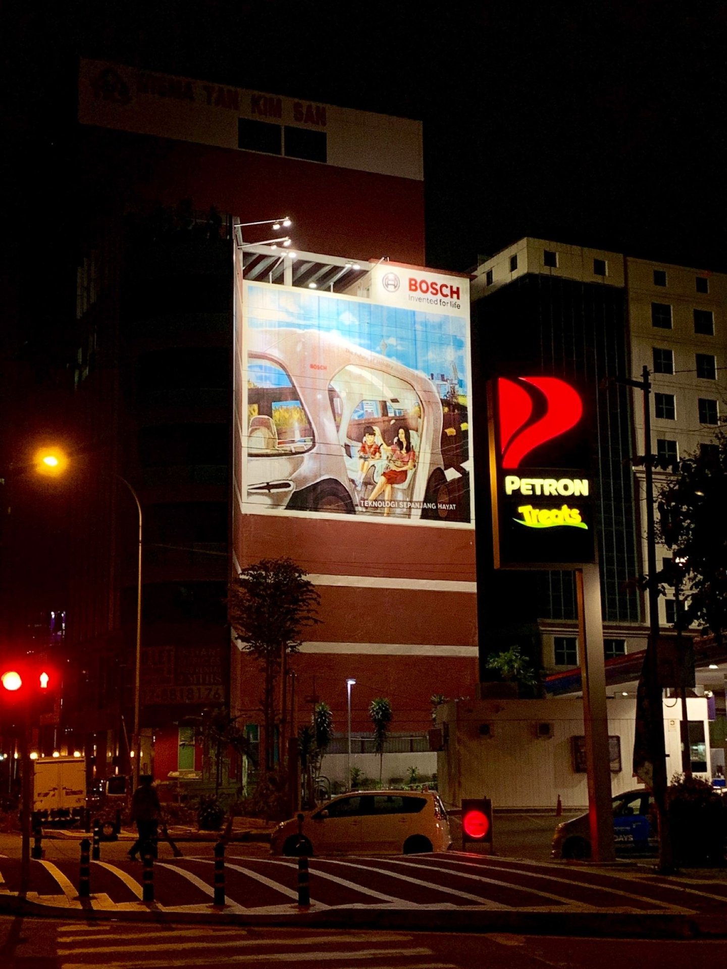 Flood light for advertising board
