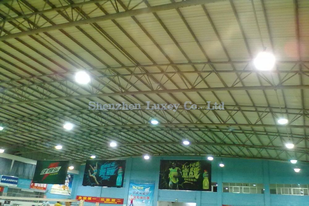 Versatile LED High Bay Lights for Extreme Temperatures and Harsh Environments
